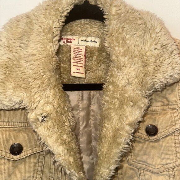 Abercrombie & Fitch Corduroy Sherpa Jacket - Picture 3 of 5